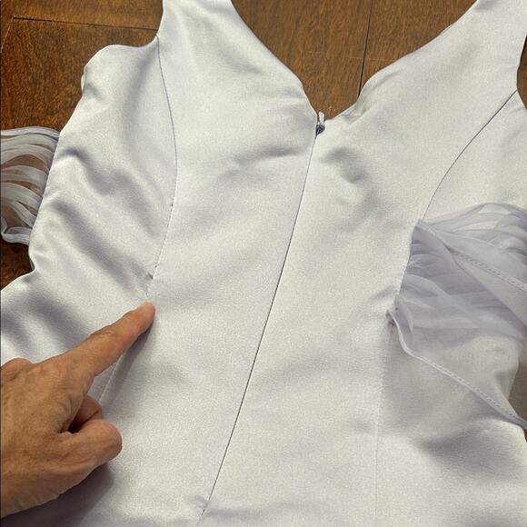 David's Bridal Lilac Formal Kids Dress, Perfect for Wedding Flower Girl, Size 6 - Picture 14 of 14